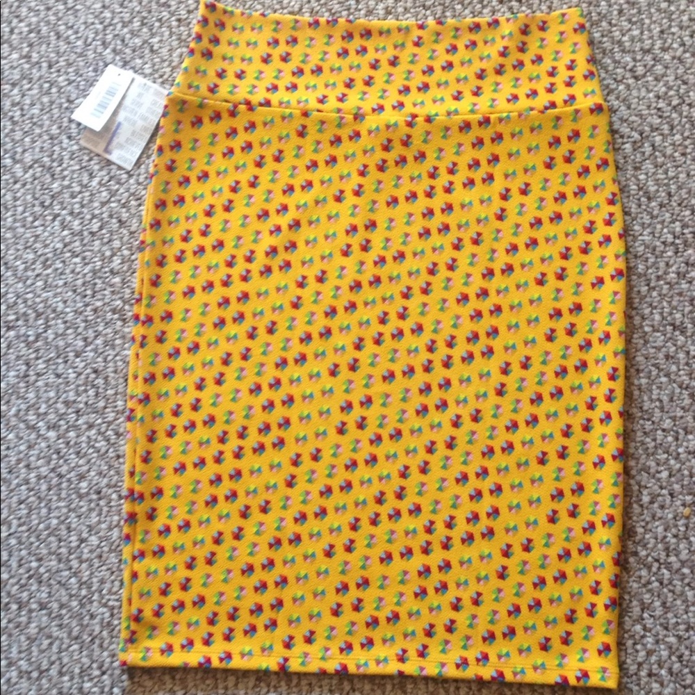 NWT Lularoe Cassie Pencil Skirt